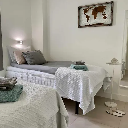 Apartamento Encantador Con Grandes Terrazas Y Vistas Al Mar *