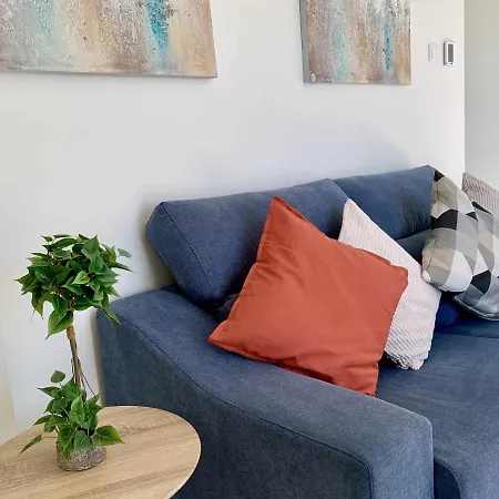 アパート Elegant Penthouse With Sea Views In トロクス・コスタ